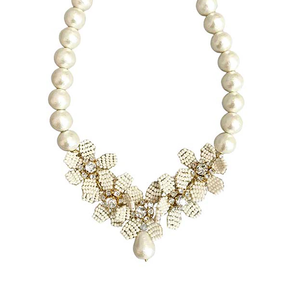 フラワーモチーフパールネックレス